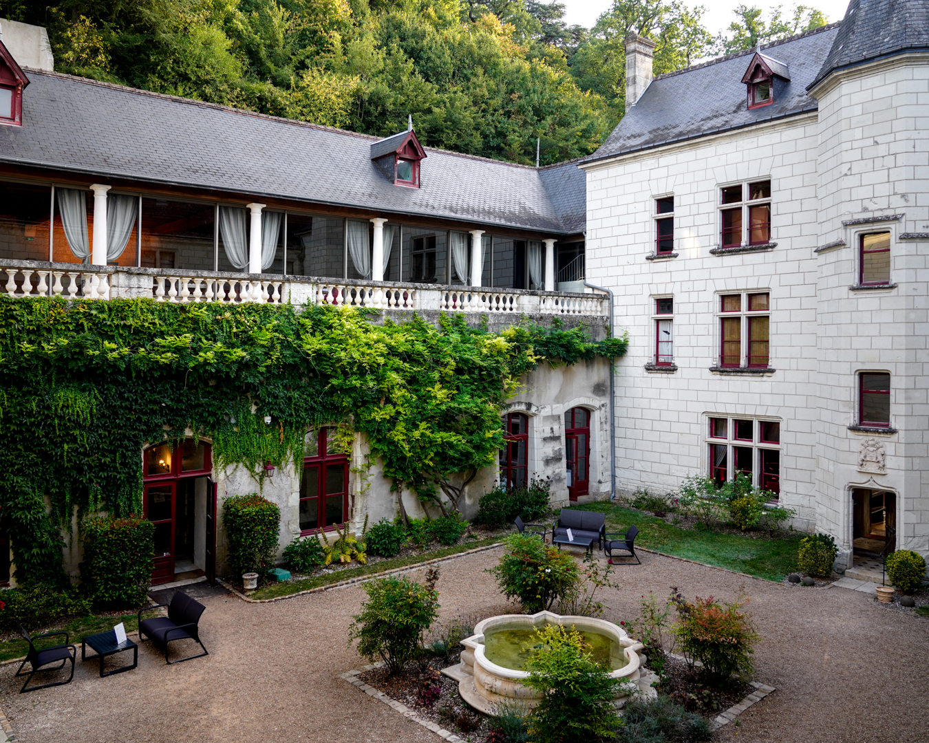 Castello di Chaumont-sur-Loire, transizione tra fortezza medievale e residenza rinascimentale, riferimento per gli interventi sull'esistente del team xzlab.