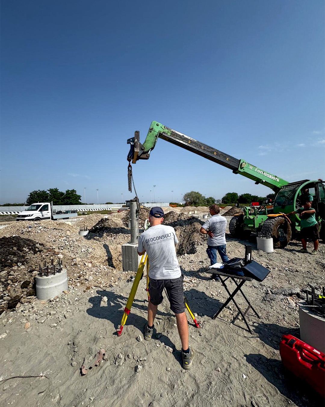 Controllo in corso d'opera delle strutture di fondazione da parte dello studio di ingegneria durante la direzione lavori